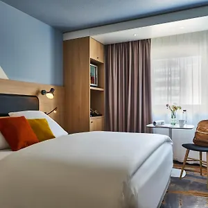 Otel Mercure Gare De Lyon Tgv, Paris
